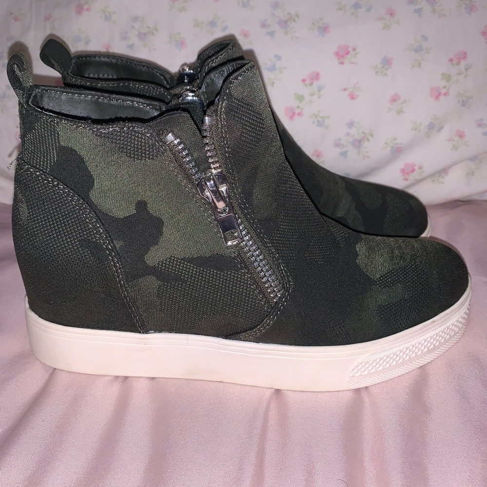 ❤️STEVE MADDEN WEDGES❤️